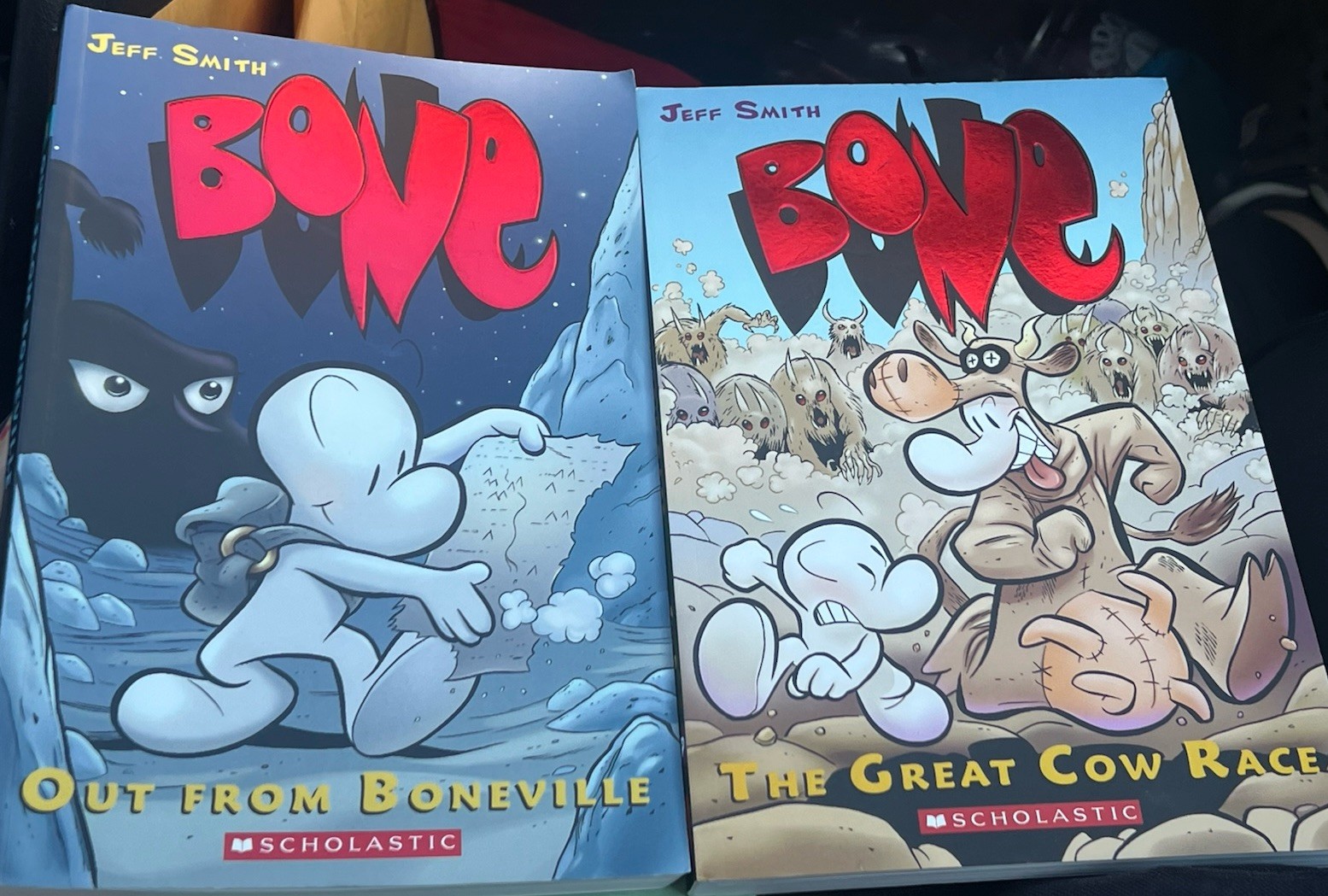 BONE „Out from Boneville“ and „Treasure Hunters“ lot of 2 by Jeff Smith