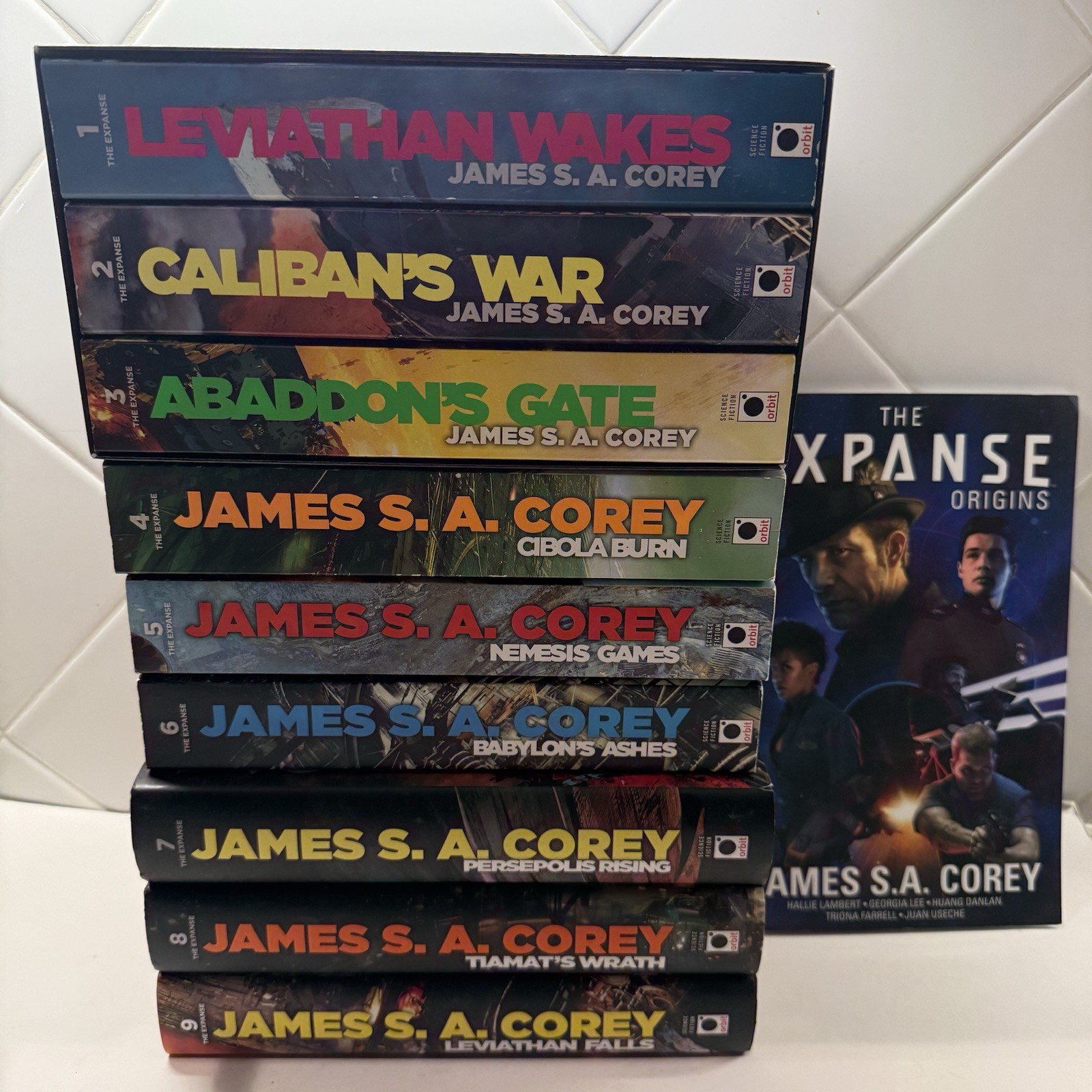 James S.A. Corey – Complete Expanse Series Book Set 1-9 + Origins 3 HC + 7 PB