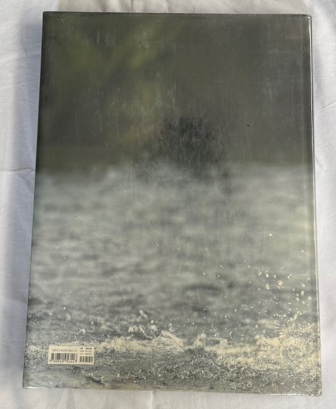 Untamed by Steve Bloom – WILD PHOTOS 2004 Hardcover, ex-library 14.6×11.6×1.5 in