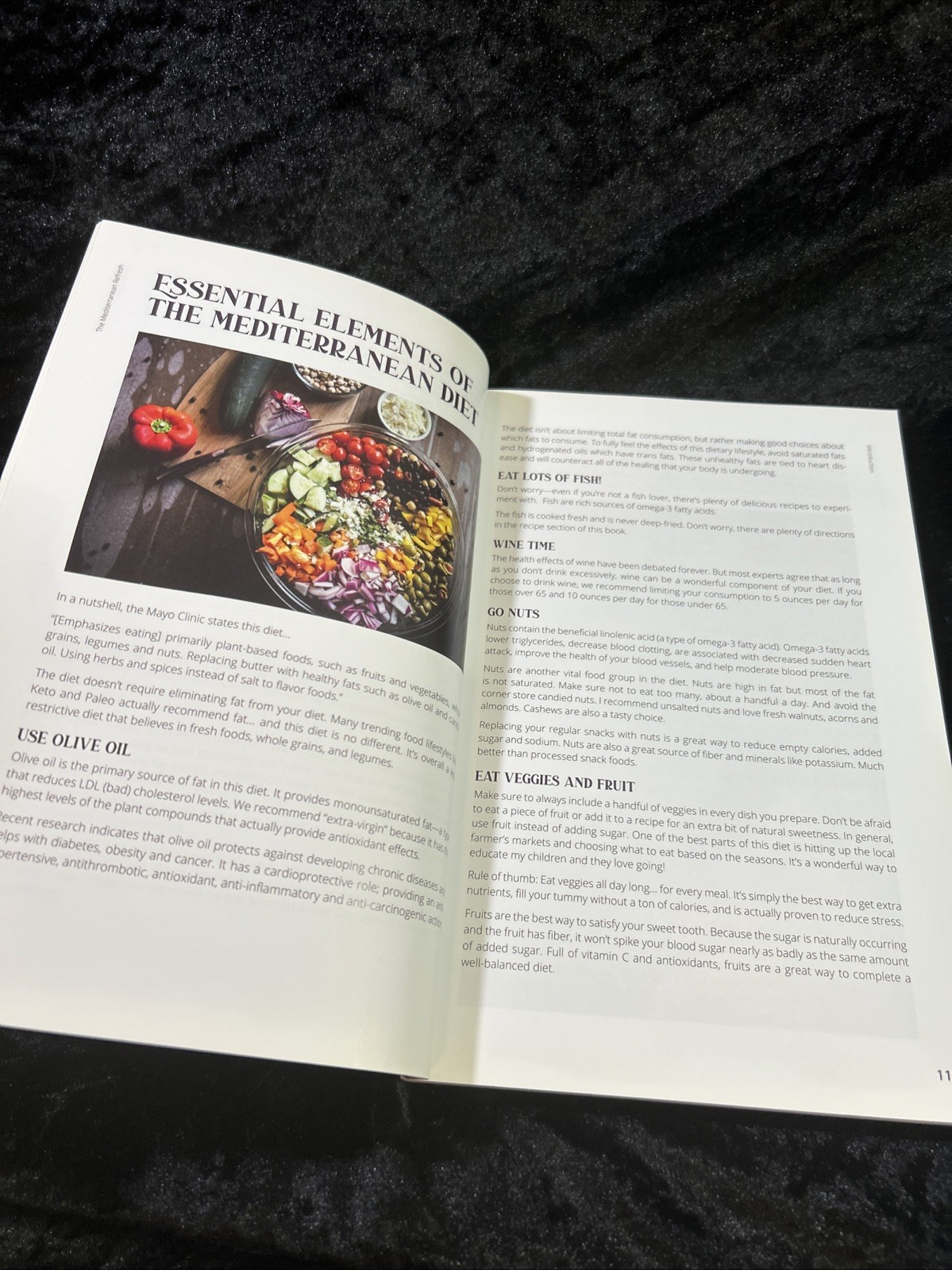 The Mediterranean Refresh – Erika Simons – p/b 2020 illustrated cookbook