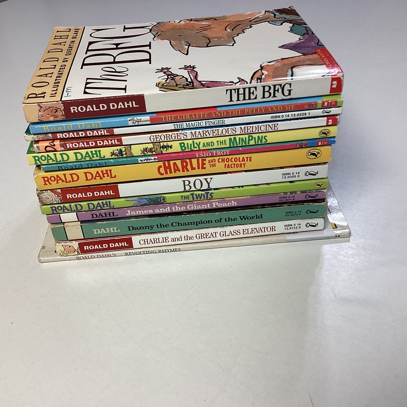 Roald Dahl Book Lot of 13 Charlie Chocolate BFG Giraffe Magic Finger