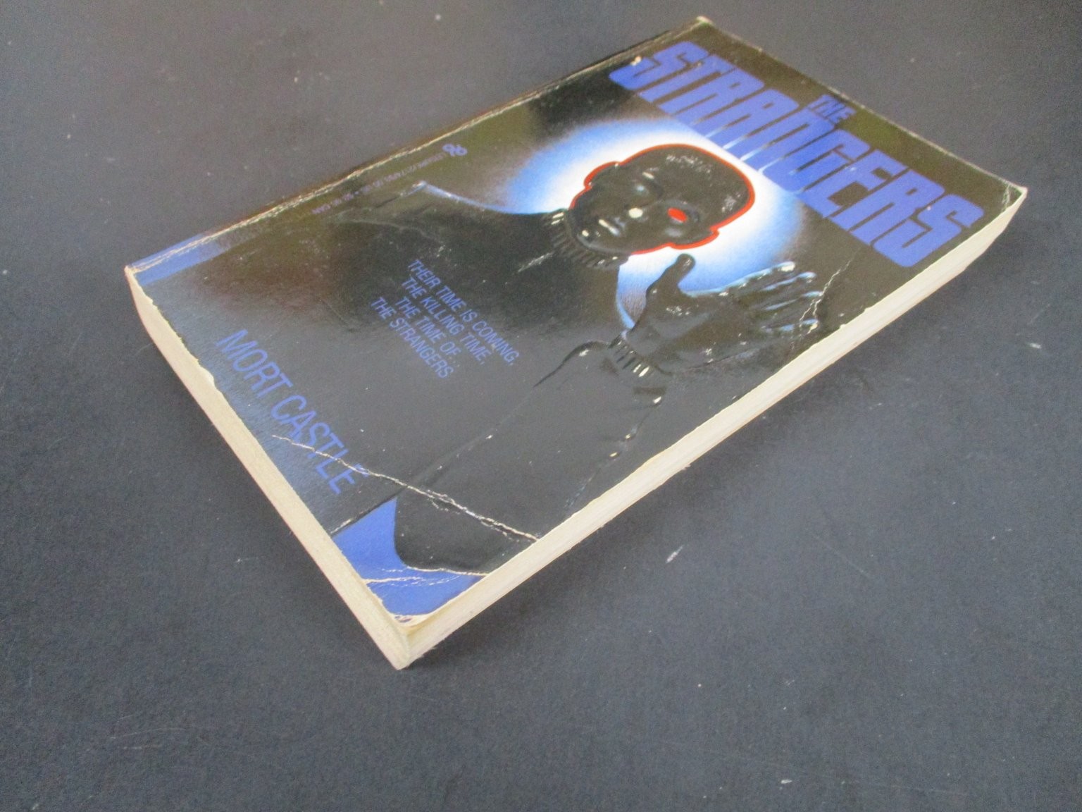The Strangers Mort Castle 1984 Horror Thriller Sci-Fi Leisure Books Paperback PB