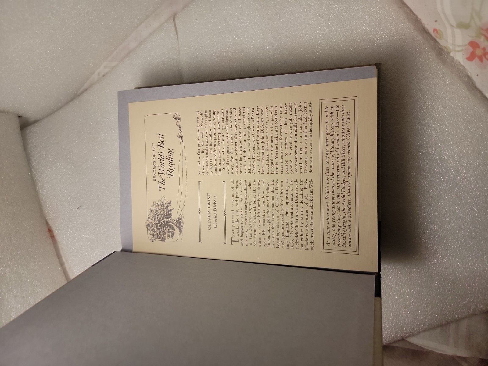 NEW! Oliver Twist (The World’s best reading) (Ltd Ed) by Charles Dickens