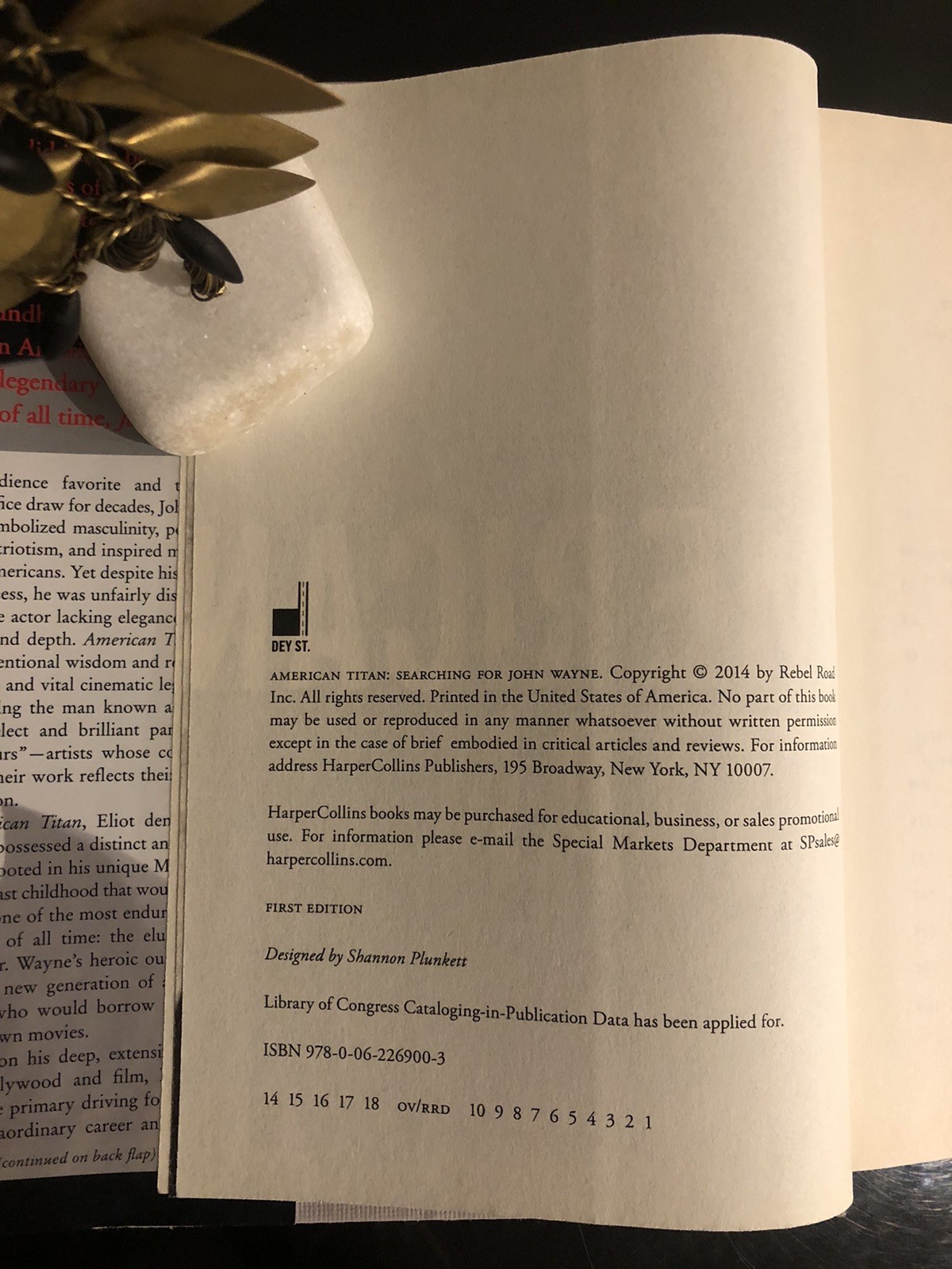 American Titan Searching For John Wayne Marc Eliot Dey St US 2014 First Ed/F.Pr.