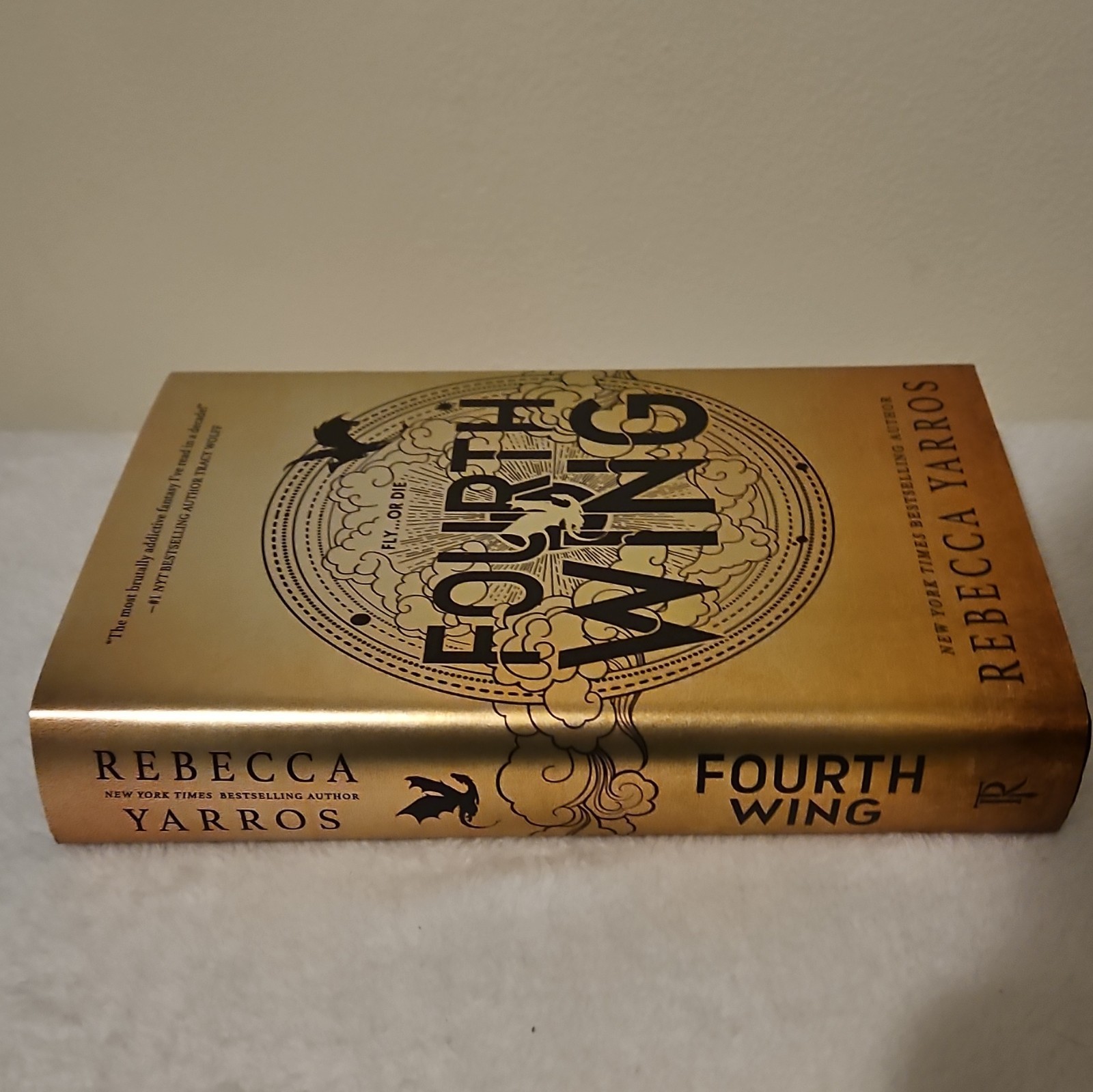 Rebecca Yarros Fourth Wing Hardcover Novel, The Empyrean Ser., Fantasy Dragons