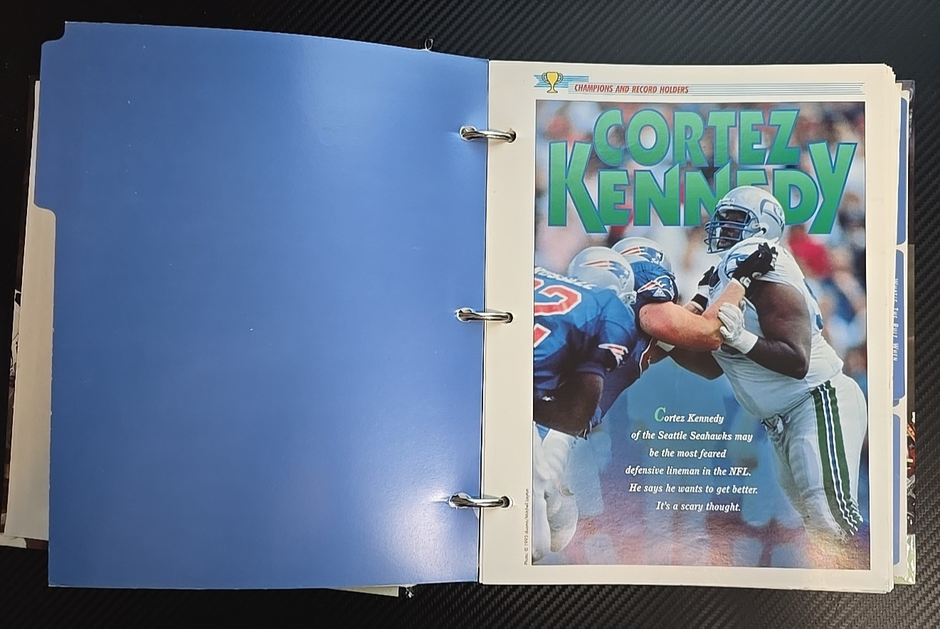 Vintage 1996 „Sports Pages: The Book For Sports Fans“ Collector’s Hardcover Bind