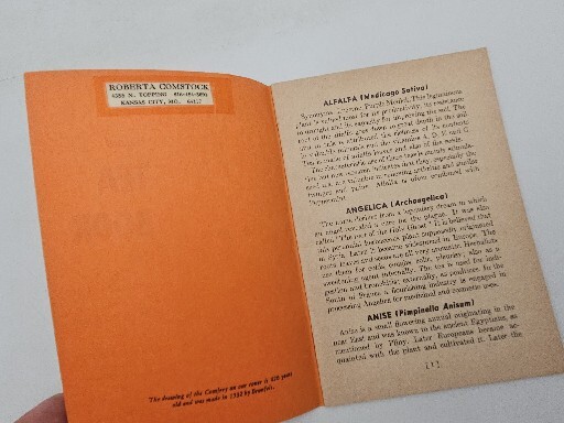 Herbal Tea Book by Ann Adrian, Judith Dennis 32 Pages, 4th Edition