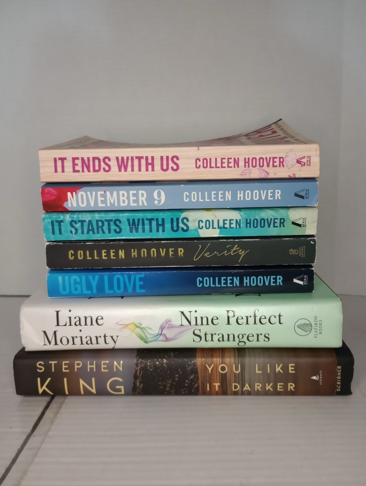 Set Of 7 Popular Fiction Books By Colleen Hoover Liane Moriarty & Stephen King I