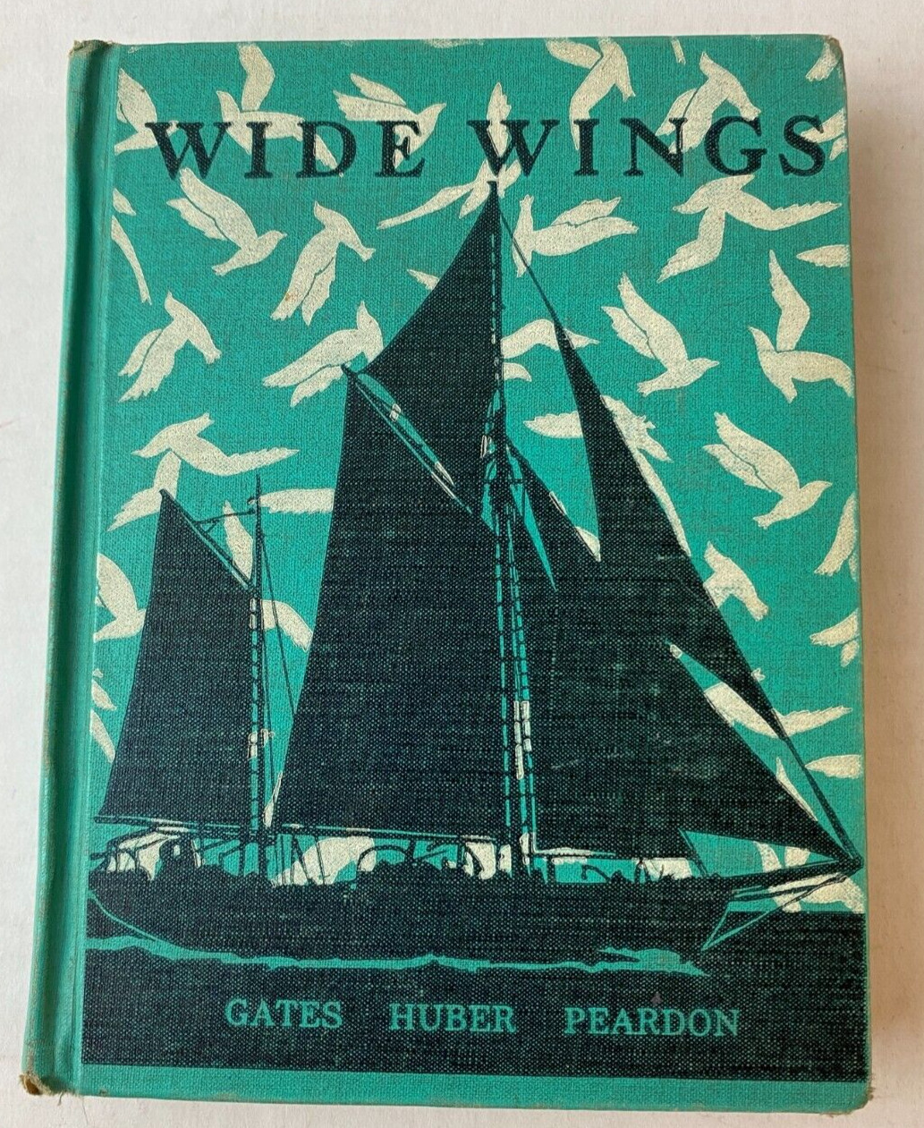 WIDE WINGS BY GATES, HUBER, PEARDON 1939 THE MACMILLAN COMPANY