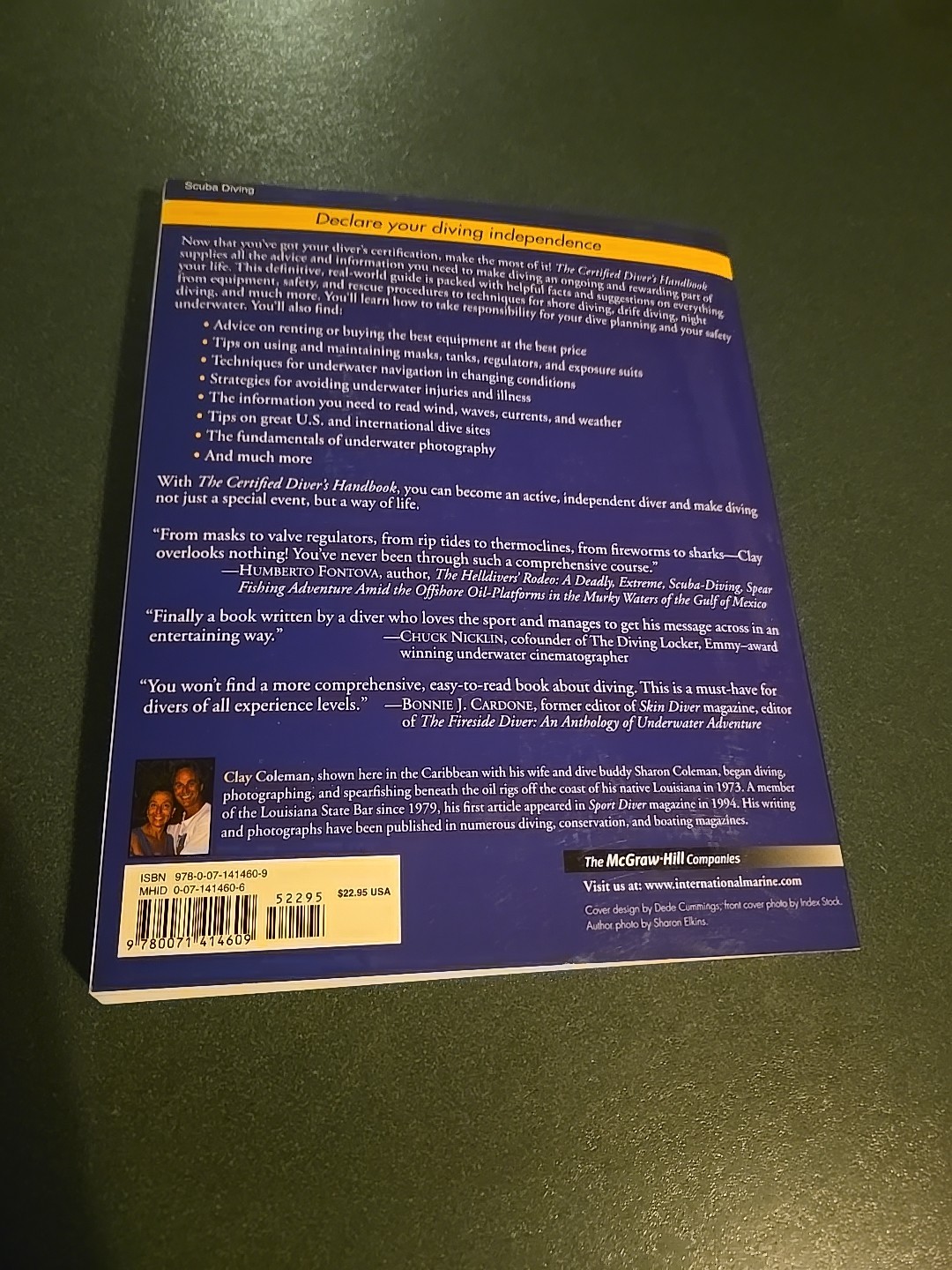 The Certified Divers Handbook: The Complete Guide to Your Own Underwater – GOOD