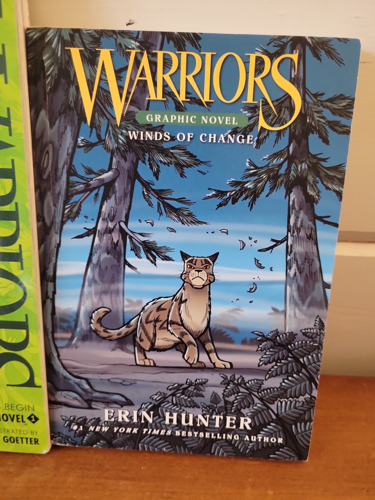 Lot of 4 WARRIORS BY ERIN HUNTER Graphic Novels