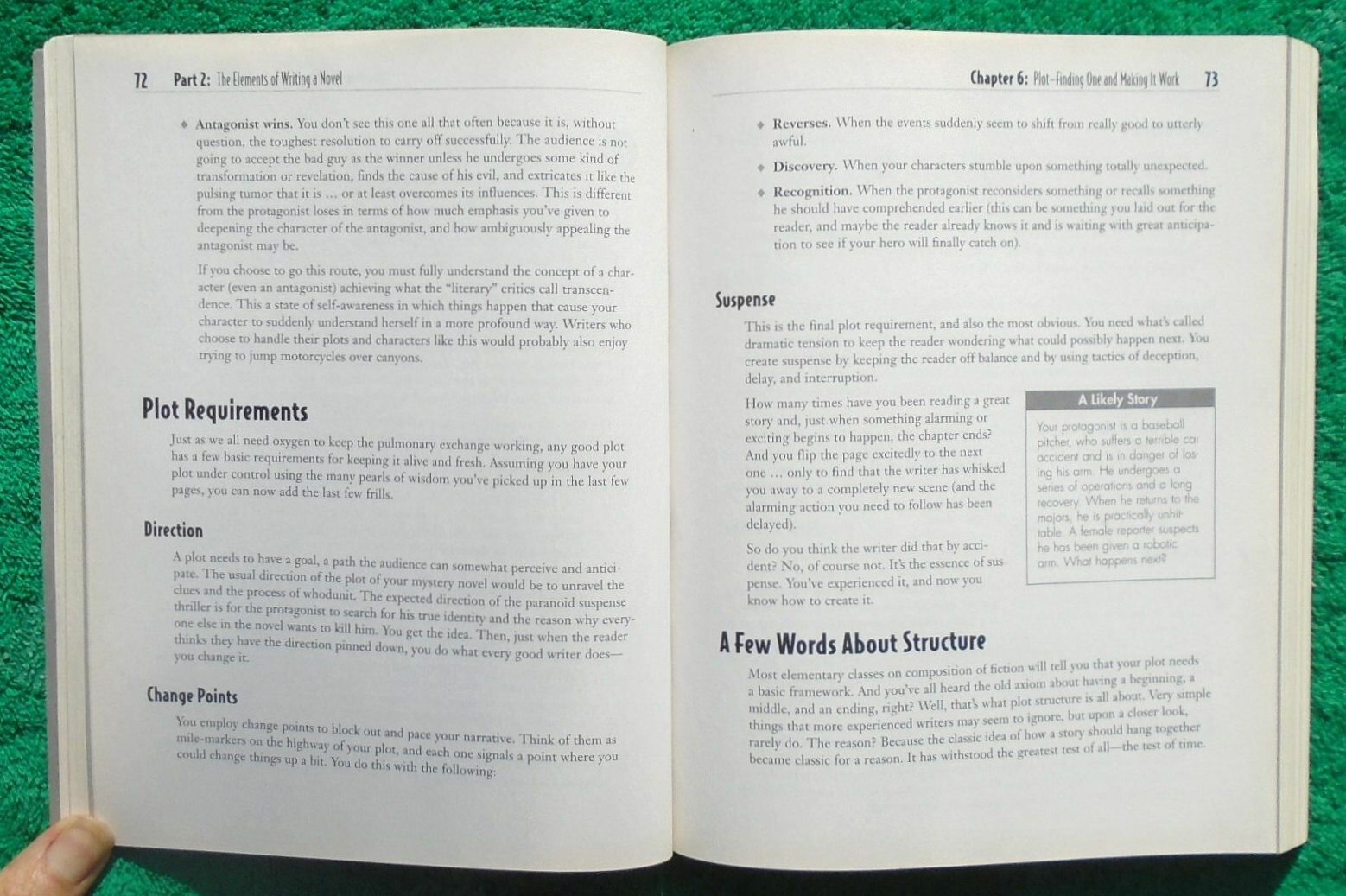 „Complete Idiot’s Guide To Writing A Novel“ by Tom Montelcone 328 Pages