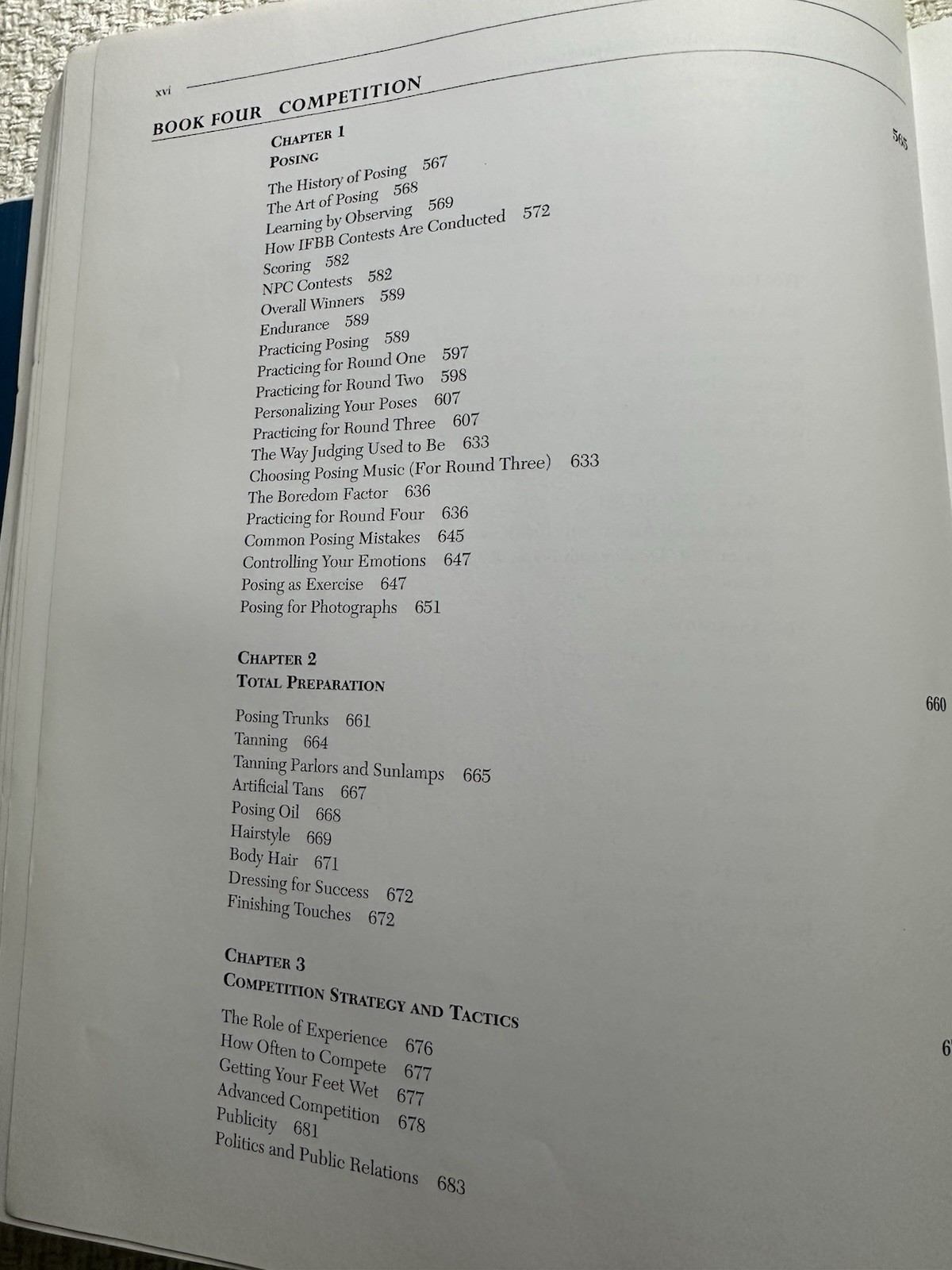 The New Encyclopedia of Modern Bodybuilding by Arnold Schwarzenegger Paperback