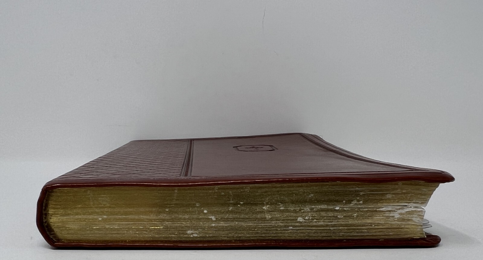 The Holy Bible: KJV: Red Letter Ed. – 2012 Leather SC Pub. by Worthy Publishing