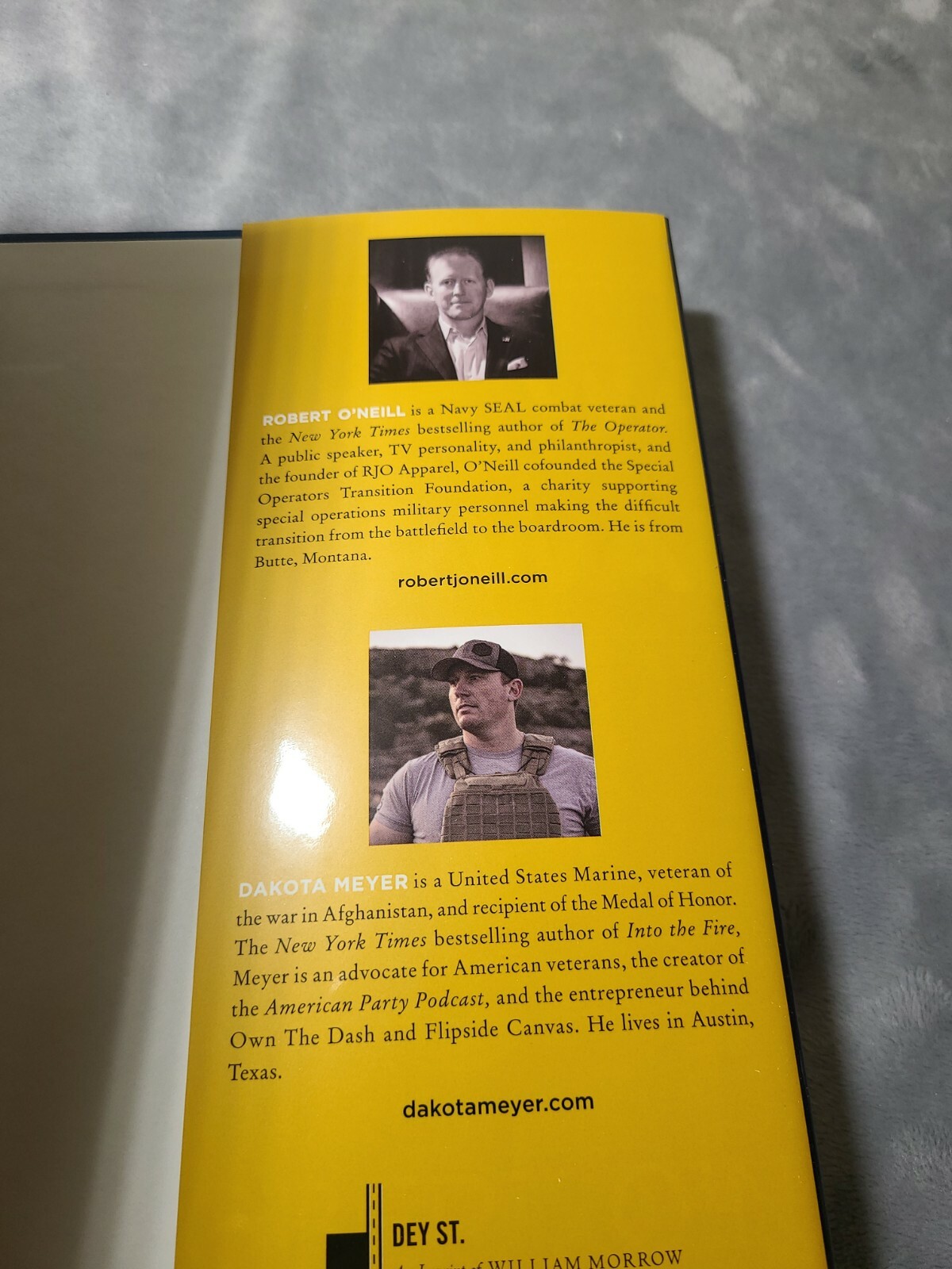 The Way Forward 2022 Rob O’Neill, Dakota Meyer Book **Read Condition**
