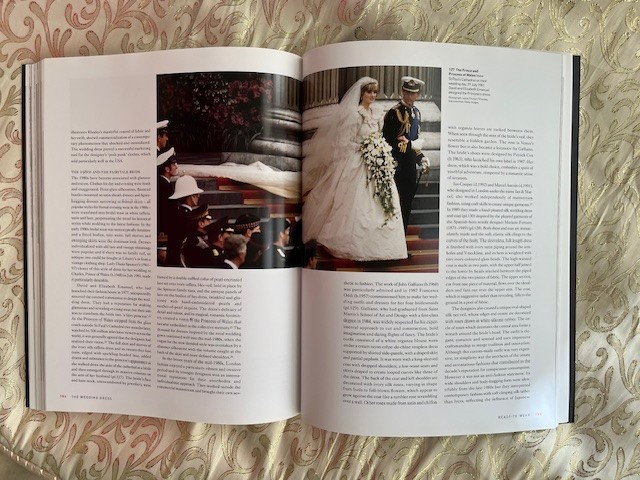 The Wedding Dress: 300 Years of Bridal Fashions, V&A Museum, Brand new paperback