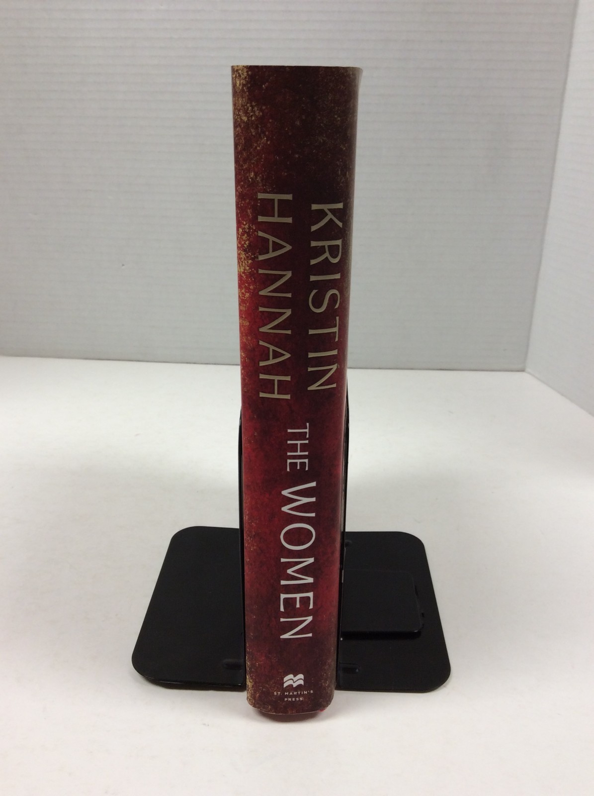 THE WOMEN Kristen Hannah (Signed) HC 2024 St. Martin’s Press