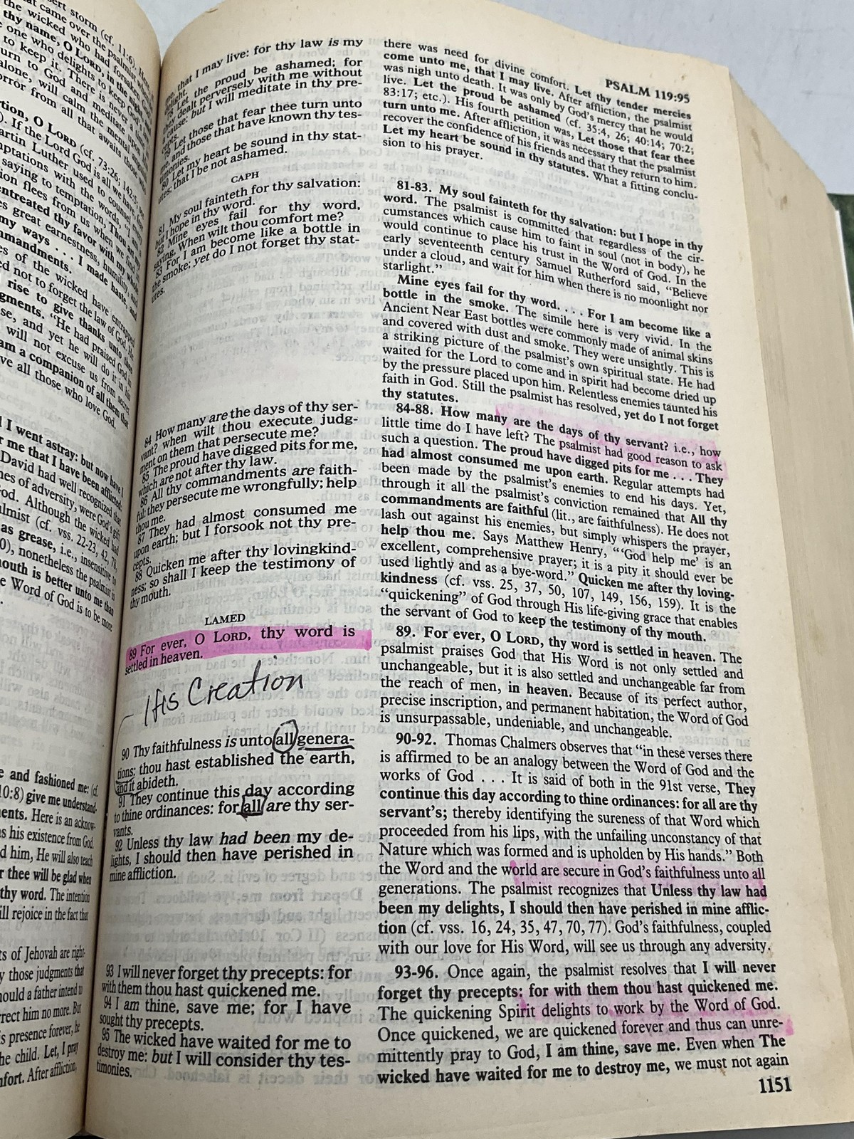 The KJV Parallel Bible Commentary Edward E. Hindson Thomas Nelson HC 1994 Green