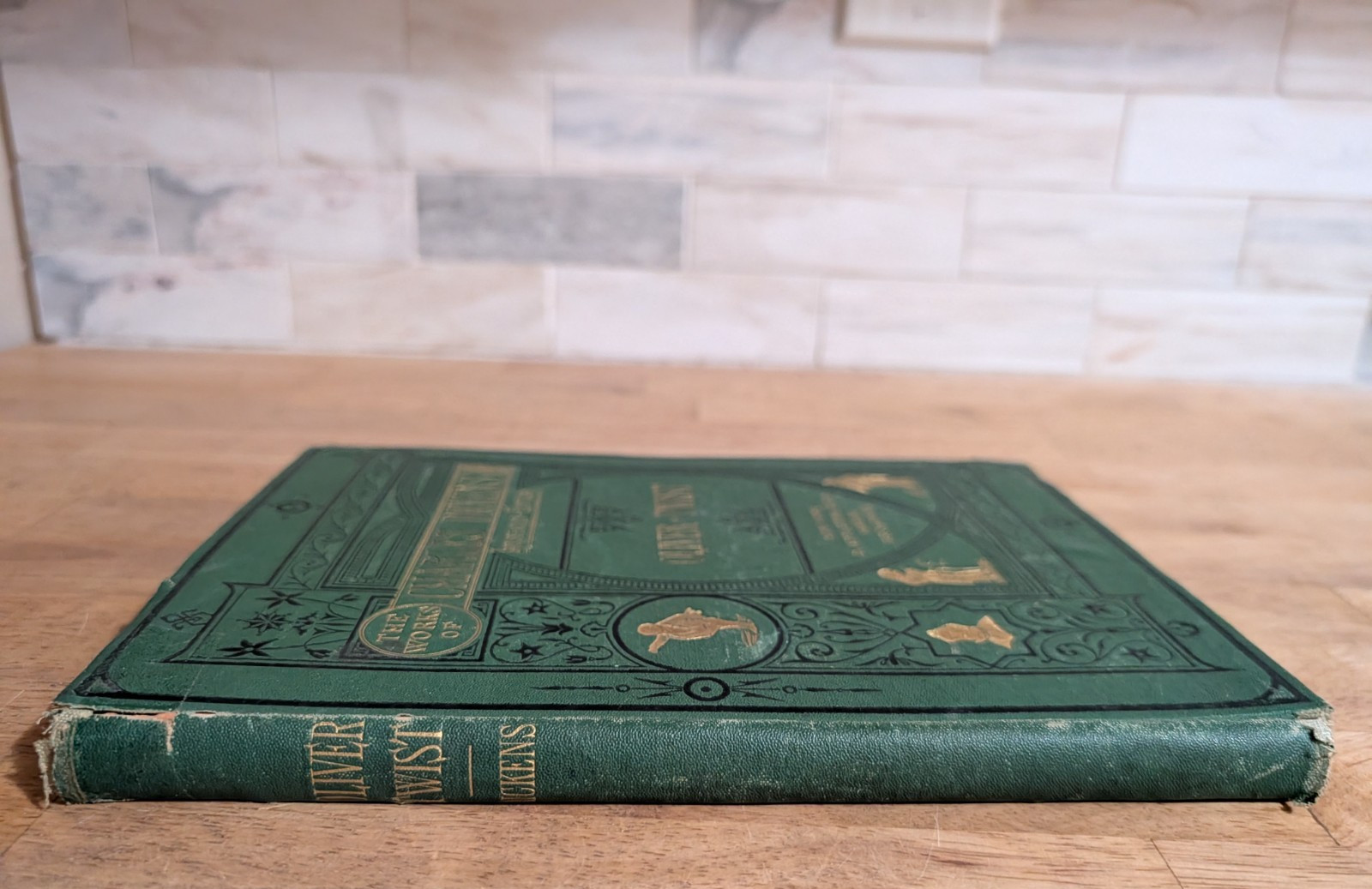 Charles Dickens Oliver Twist Household Edition circa 1870s HC Book D. Appleton