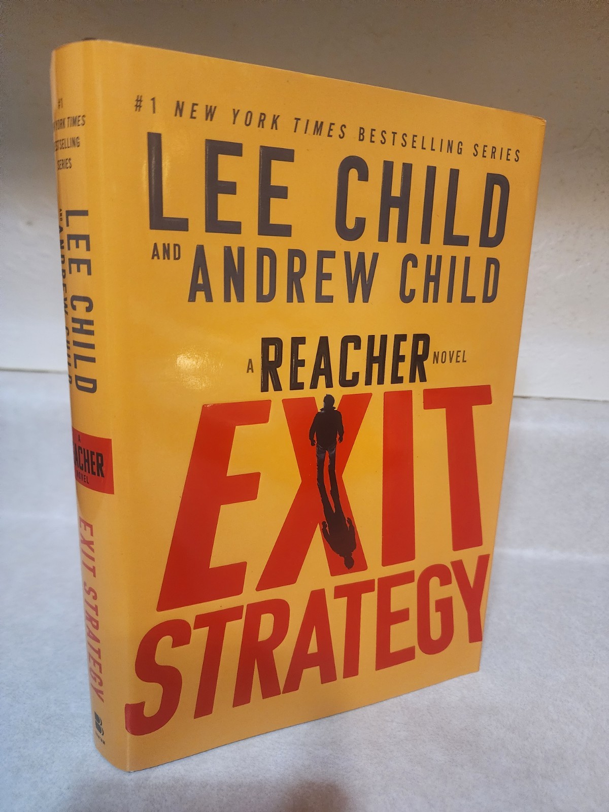 Exit Strategy : A Reacher Novel by Lee Child and Andrew Child 1st Edition Crime