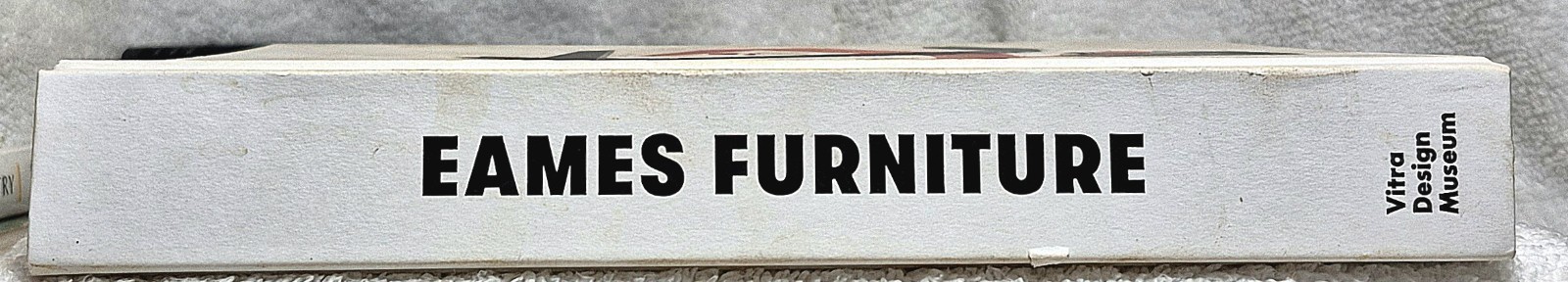 Eames Furniture Sourcebook (2017 Vitra Design Museum English Edition)