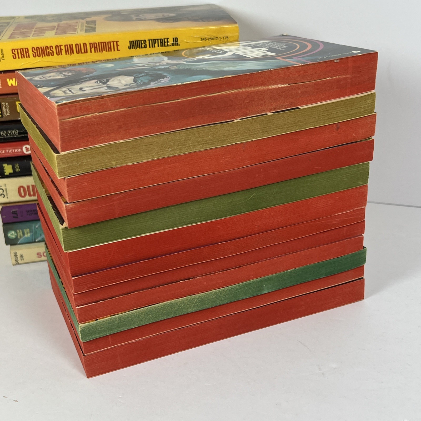 LOT of 22 Vintage 1960-70’s Science Fiction Novels Paperback Books Avon Del Rey