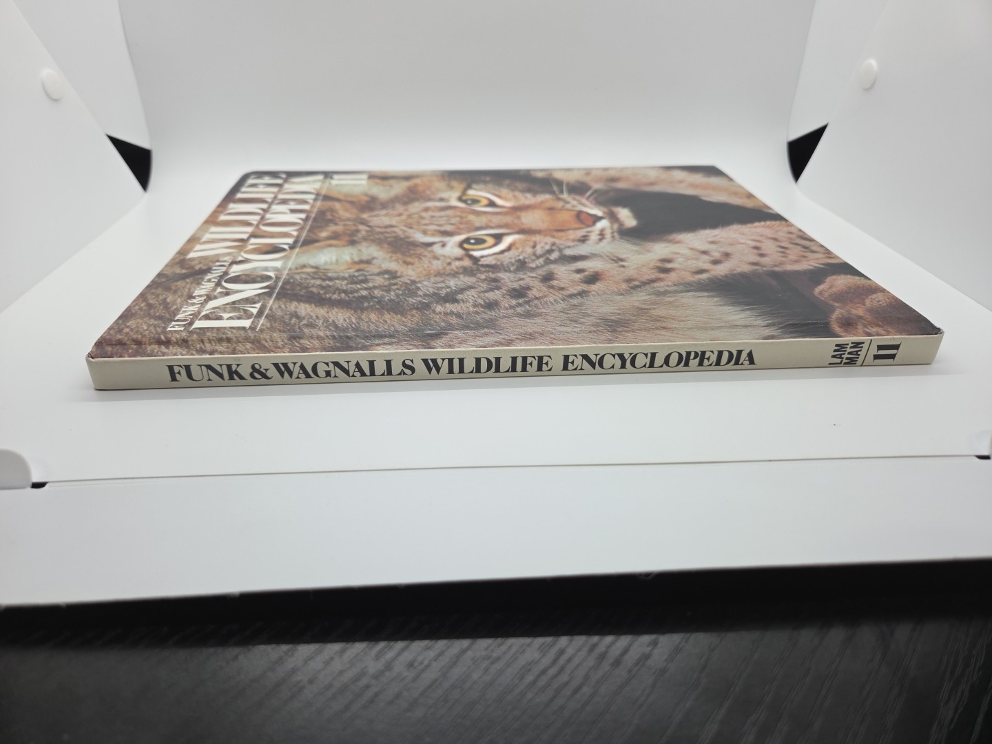 Vintage Funk and & Wagnalls Wildlife Encyclopedia Volume 11 Hardcover 1974