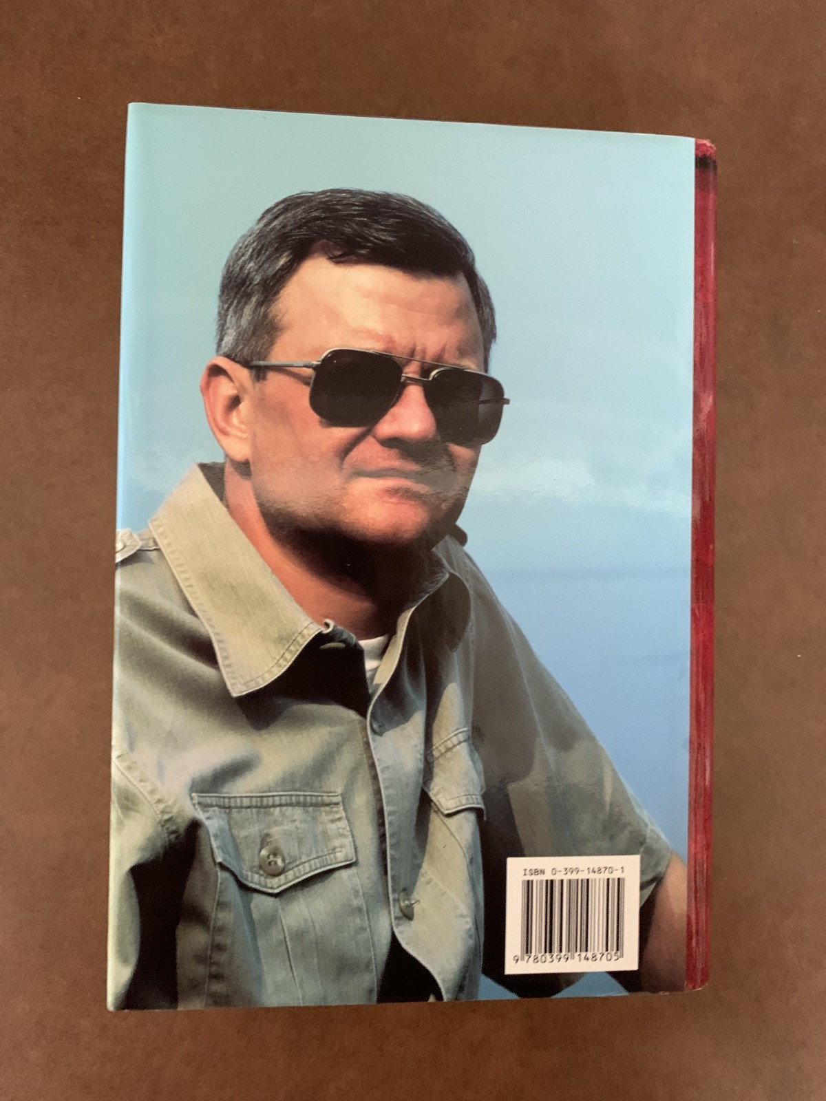 Red Rabbit Hardcover by Tom Clancy /pristine condition / FREE DELIVERY