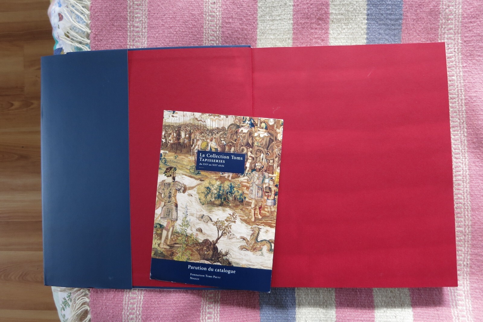 Toms Collection Tapestries 16th to 19th Centuries 2010 HC/DJ Giselle E. Cotton
