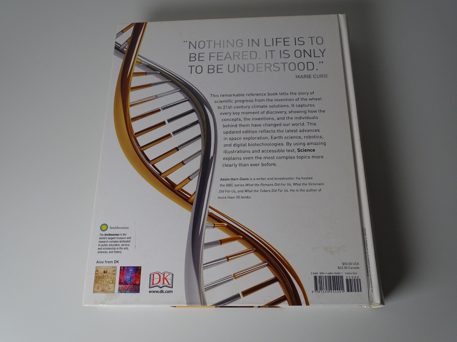 „Science: The Definitive Visual Guide / 512 Pages / Published In 2016