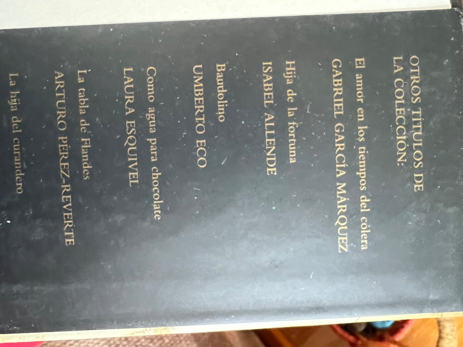 Los Pilares de la Tierr by Ken Follett. Luxury boxed edition.