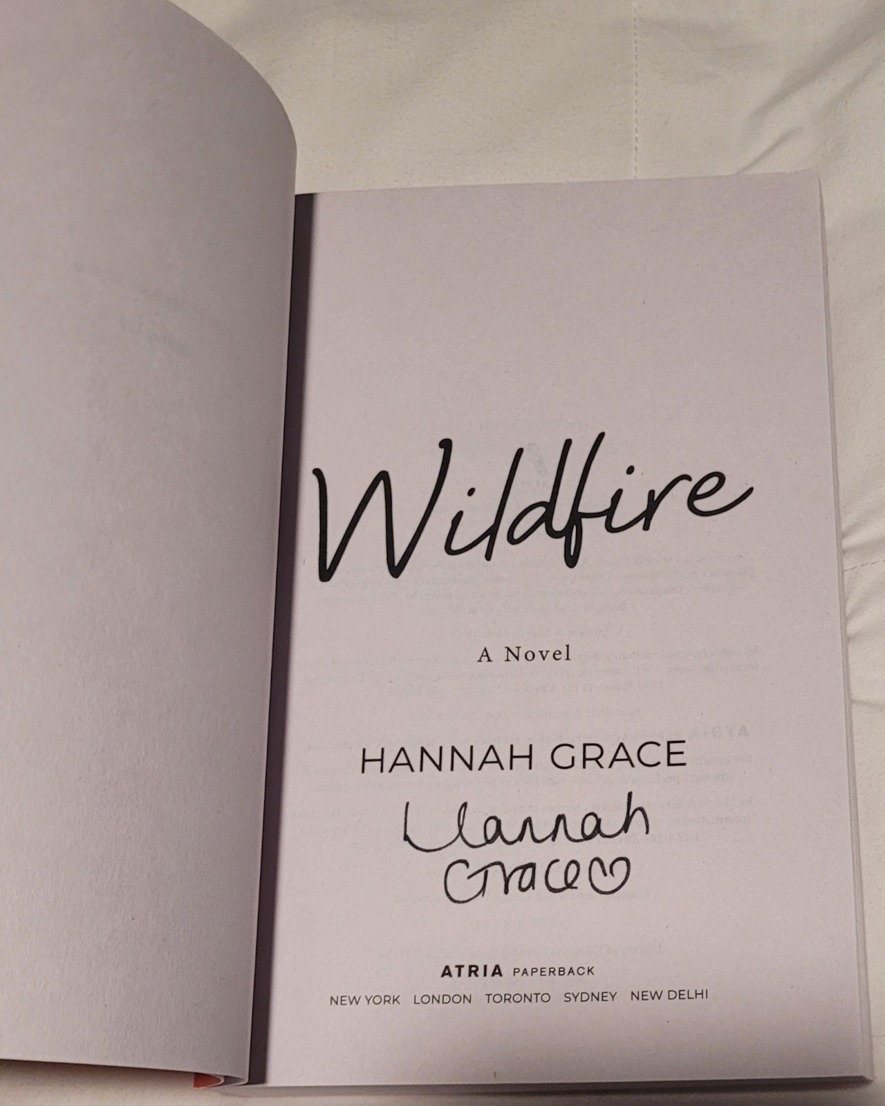 SET Hannah Grace Icebreaker & Wildfire Signed First Atria Edition Paperback Book