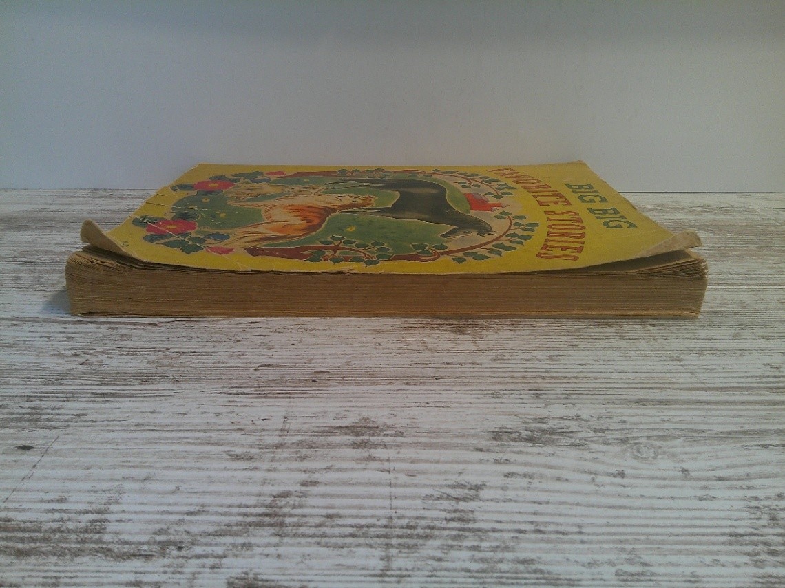 Vintage 1946 Big Big Favorite Stories Whitman Publishing Paperback Illustrated