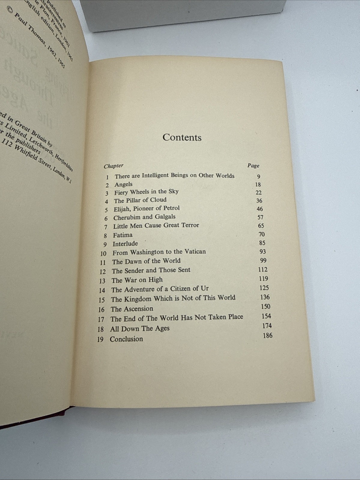 Flying Saucers Through Ages Paul Thomas 1965 HC UFO First English Edition B3