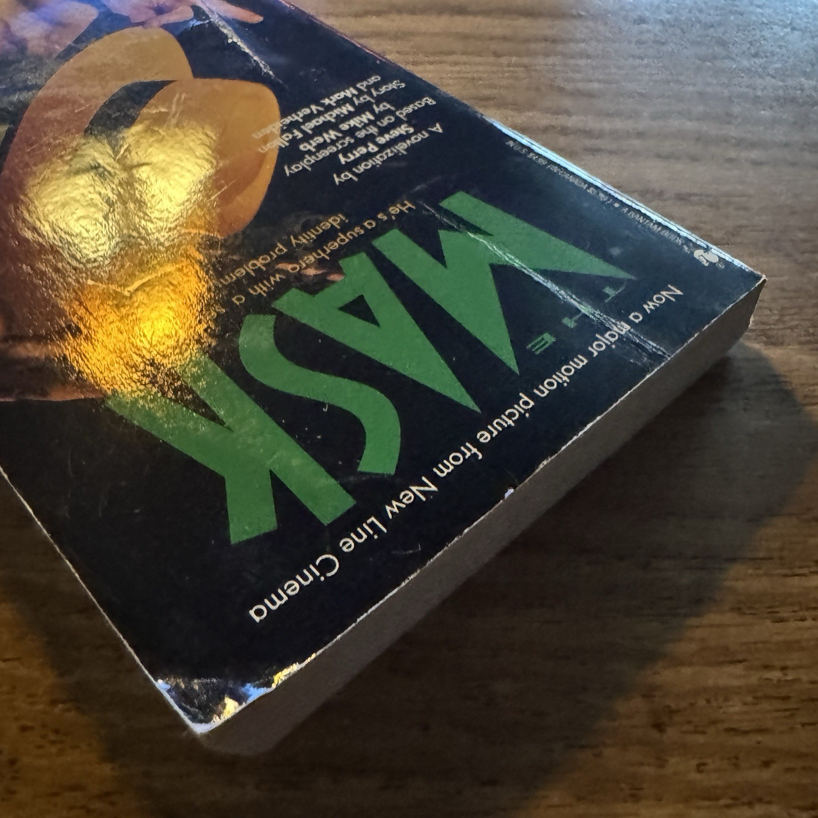 The Mask Paperback Book Novelization + (VHS , 1994) Jim Carrey 90s Movies