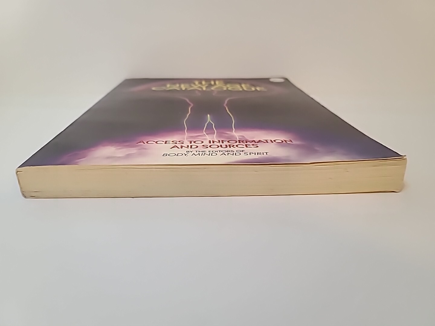 „THE NEW AGE CATALOGUE“ (244 PAGES – 1988)