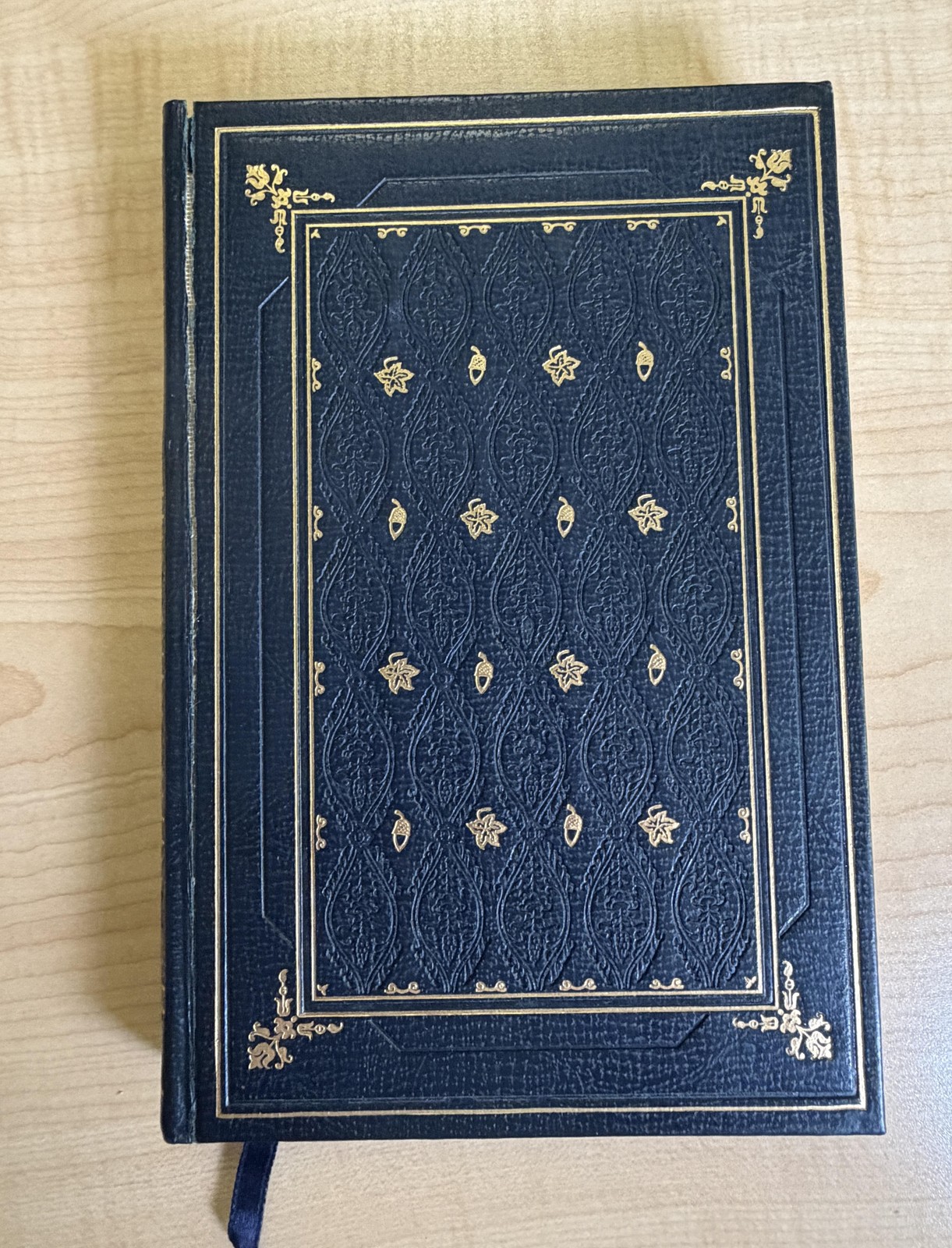 Vintage The Good Earth Pearl S. Buck HC Faux Leather Black Gilt 1949 ICL USA