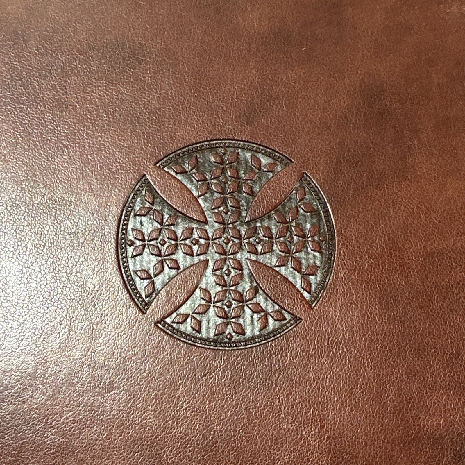 Holy Bible : English Standard Version Journaling Bible Trutone Brown Cross READ
