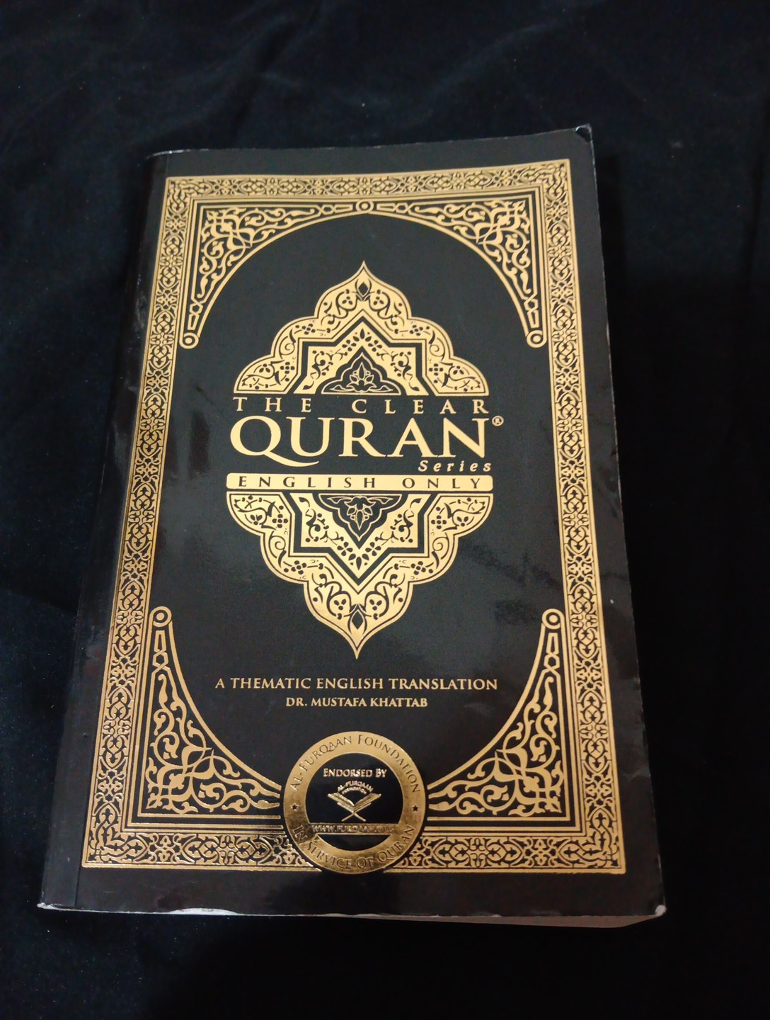 The Clear Quran Dr. Mustafa Khattab Thematic English Translation Paperback