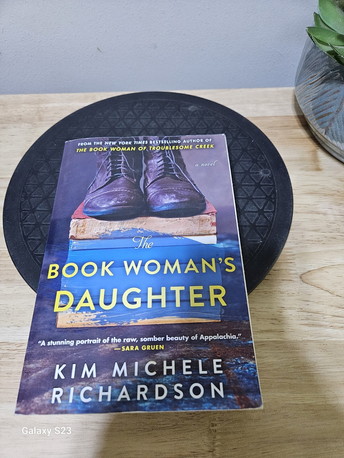 The Book Woman’s Daughter : A Novel by Kim Michele Richardson 2022 Paperback