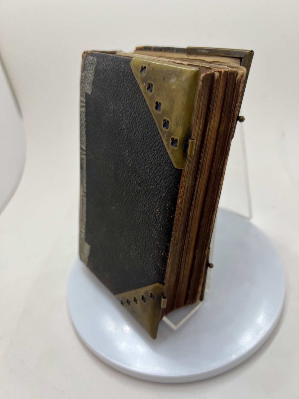 Antique Oxford University Press The Holy BibleLeather Brass Corner Plates 1800s