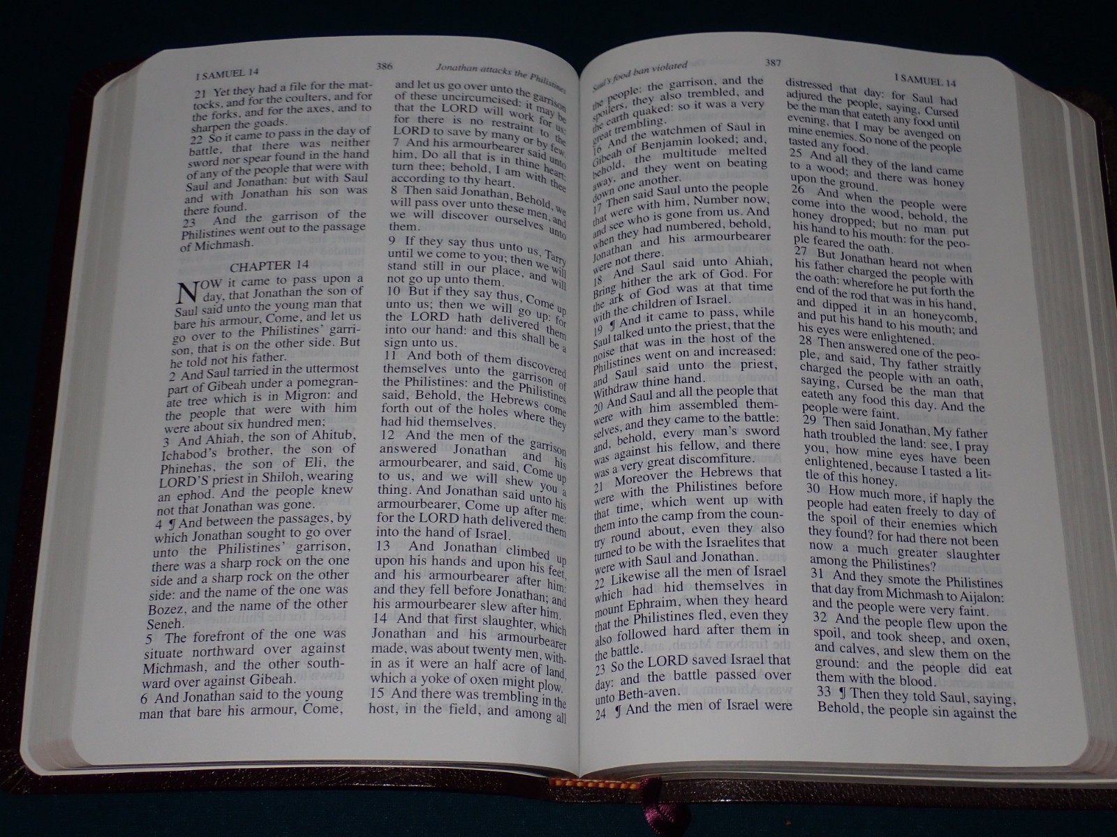 Jack Van Impe Prophecy Bible KJV 1999 Imitation Leather Red Letter Clean Pages