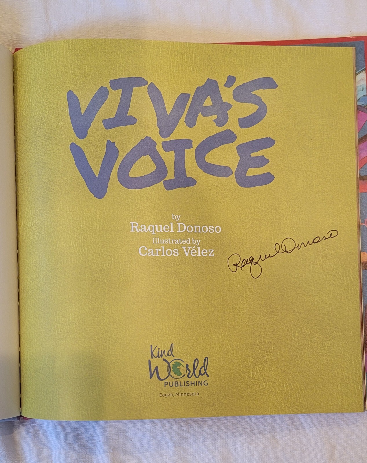 Viva’s Voice, by Raquel Donoso (Signed by Author) (Hardcover)(English)