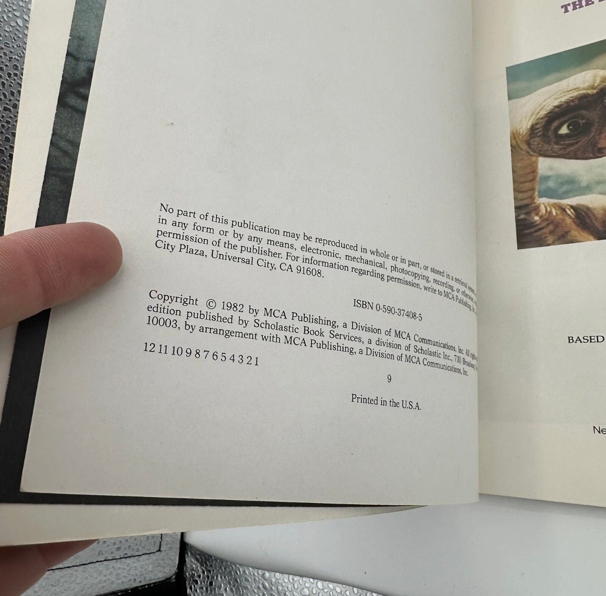 E.T. The Extra-Terrestrial Storybook 1982 Scholastic 1st Printing Paperback Book