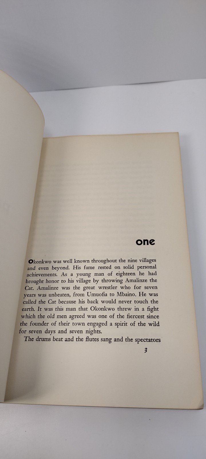 Things Fall Apart by Chinua Achebe – Rare 1st Edition Paperback 1959 Astor Honor
