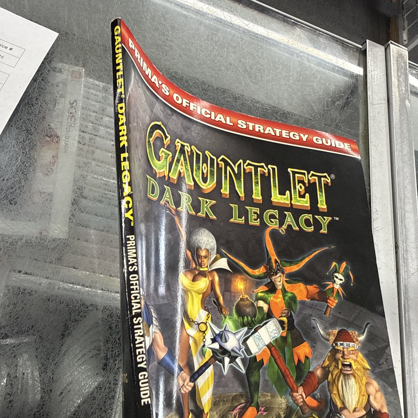 GAUNTLET: DARK LEGACY (CONSOLE) (PRIMA’S OFFICIAL STRATEGY By Jason Young