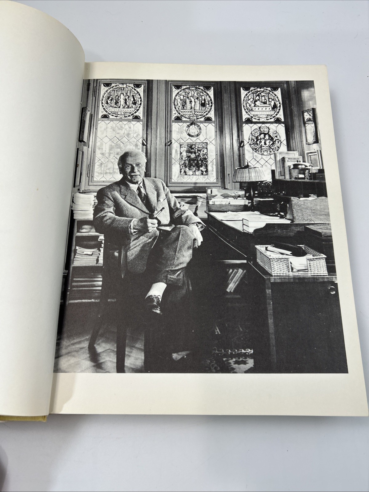 MAN and HIS SYMBOLS by CARL G. JUNG-1964-Carl G. Jung