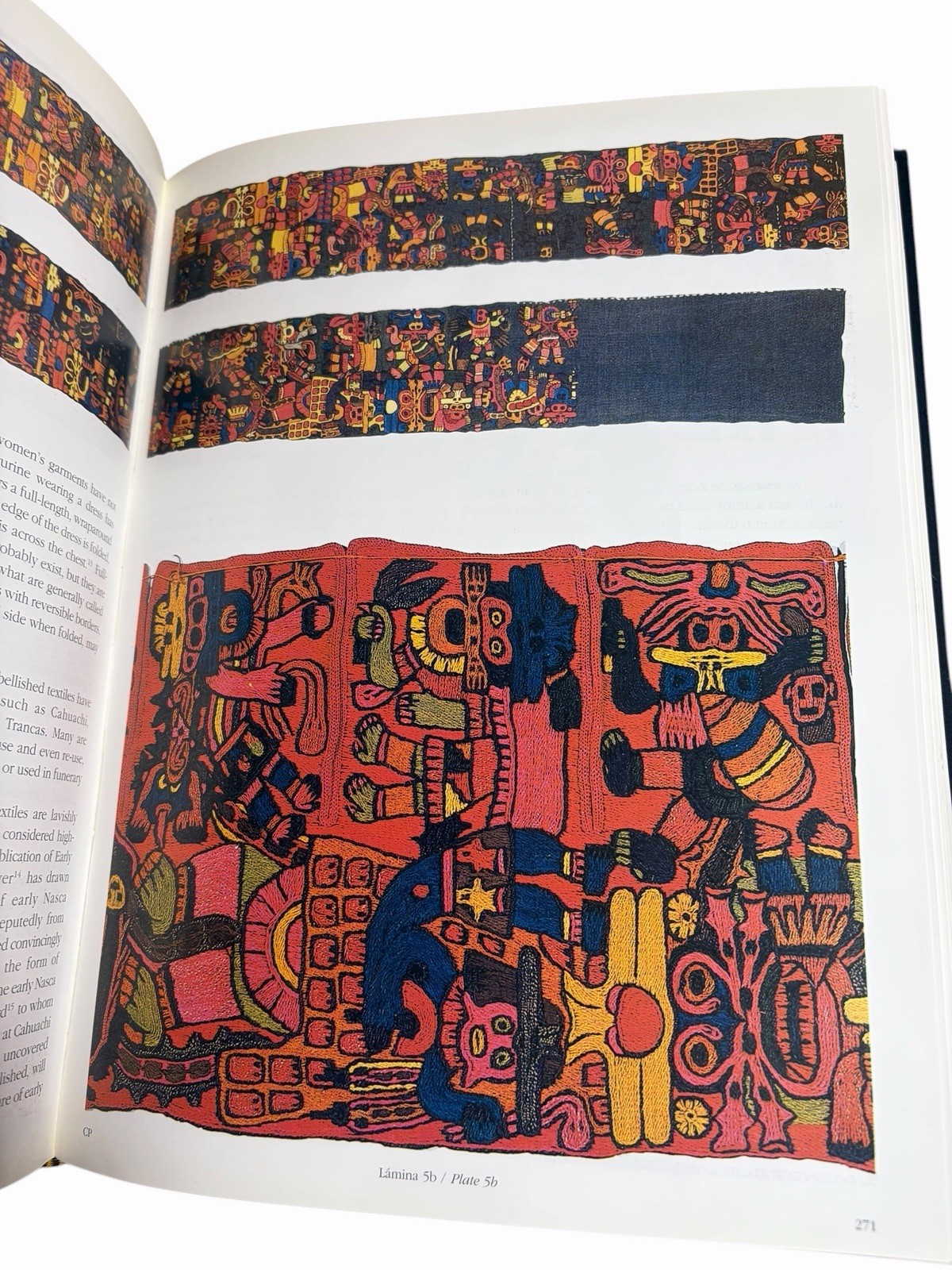 Tejidos Milenarios del Peru Ancient Peruvian Textiles 1999 HC DJ Folio