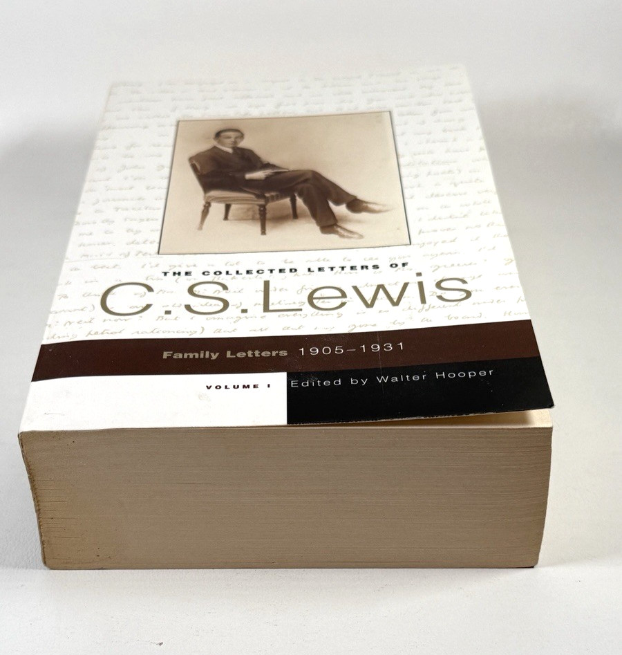 The Collected Letters of C. S. Lewis Volume 1 & 2 (I & II) Box Set Paperback