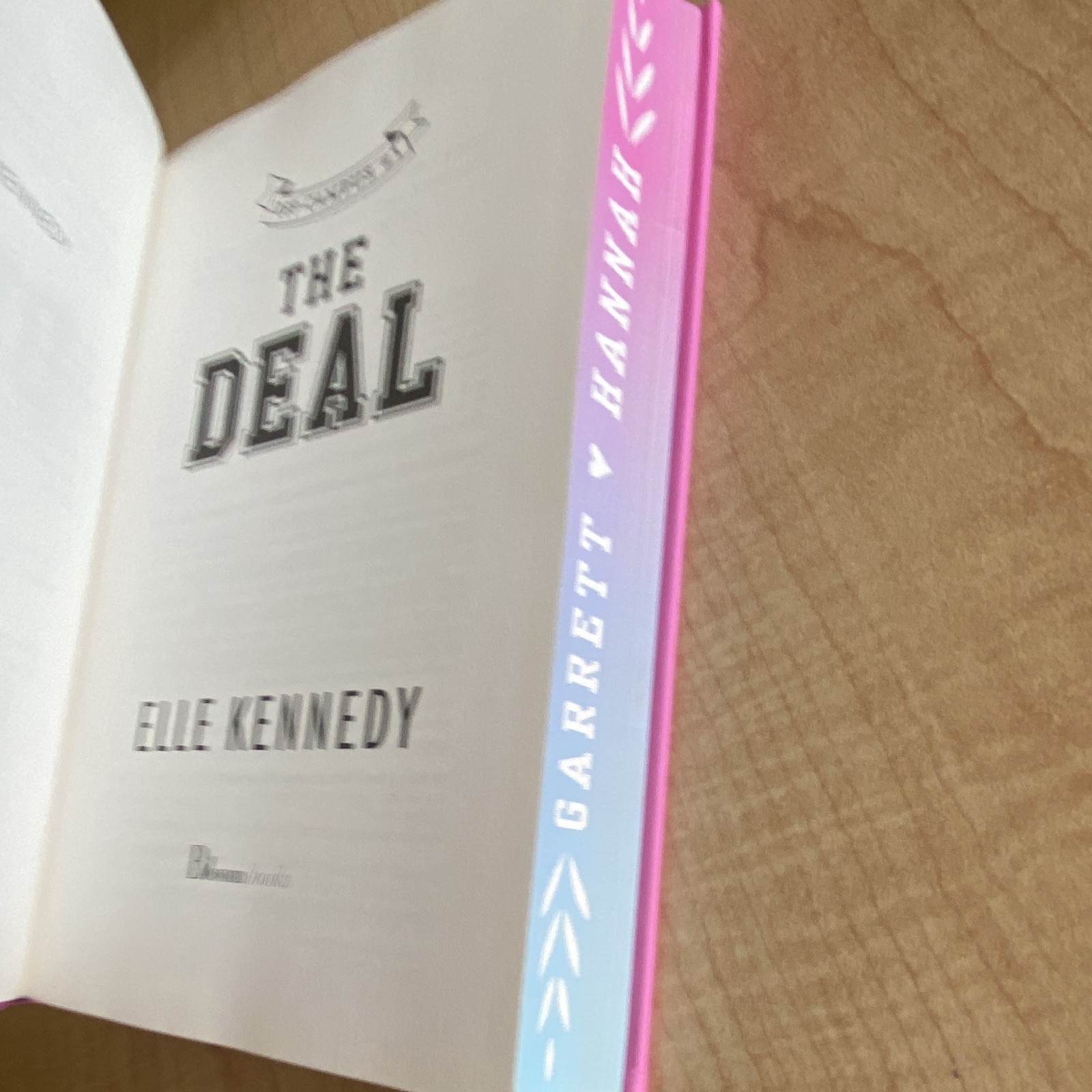 The Deal by Elle Kennedy (Off-Campus), YA Romance Fiction Novel, Illustrated HC